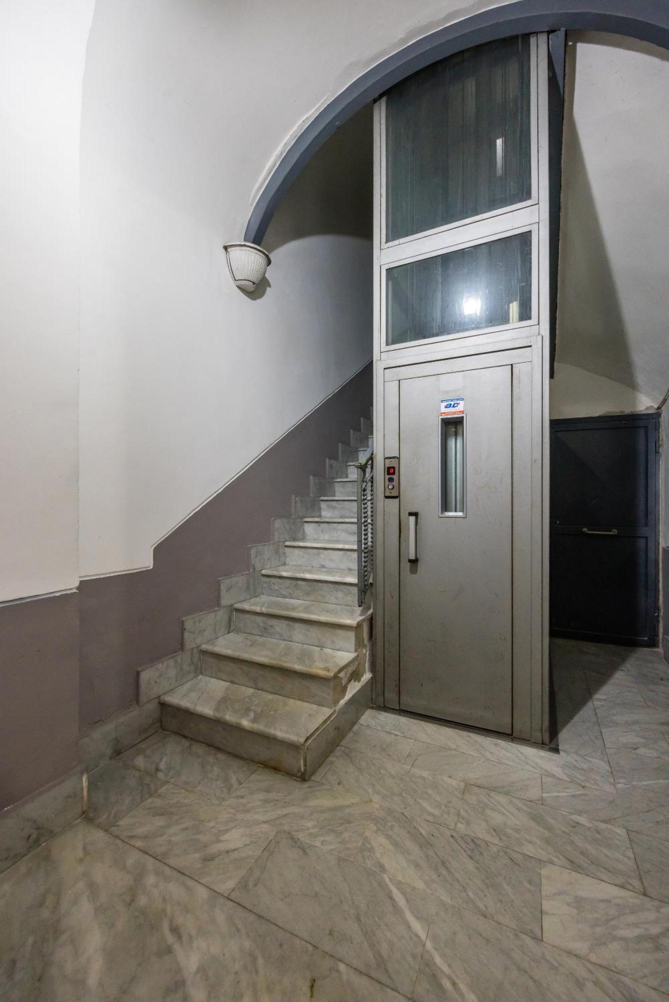 Lioy 25 By Napoliapartments エクステリア 写真