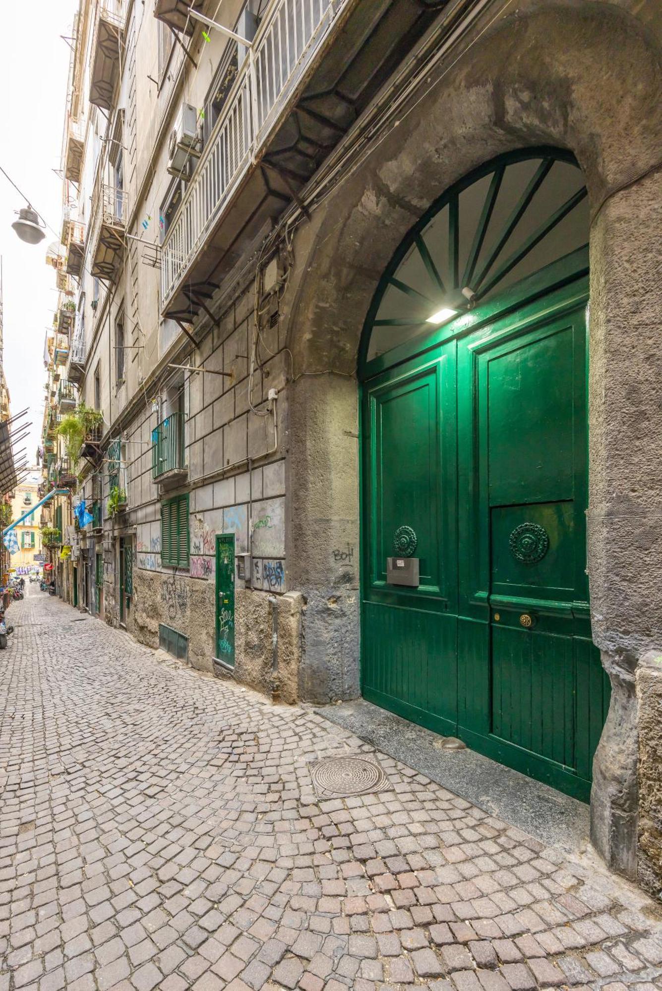 Lioy 25 By Napoliapartments エクステリア 写真